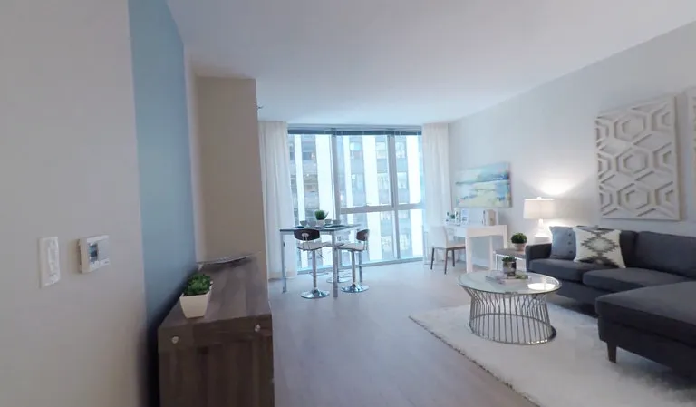 207 N Garland Ct — Photo 2