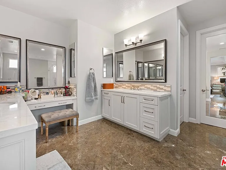 11925 N Ricasoli Way — Photo 25