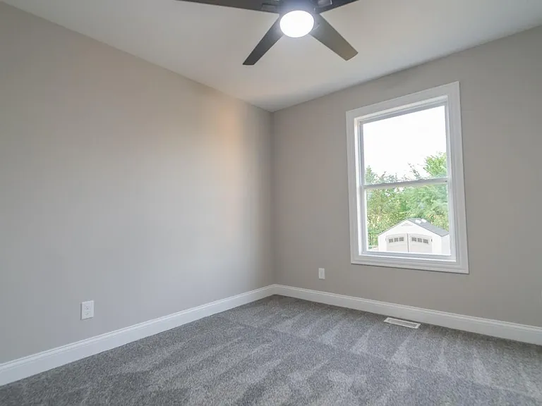 8068 E 123rd Pl — Photo 27