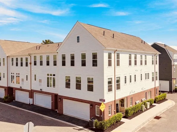 907 Vaughn Ln, Cranberry Township, PA 16066