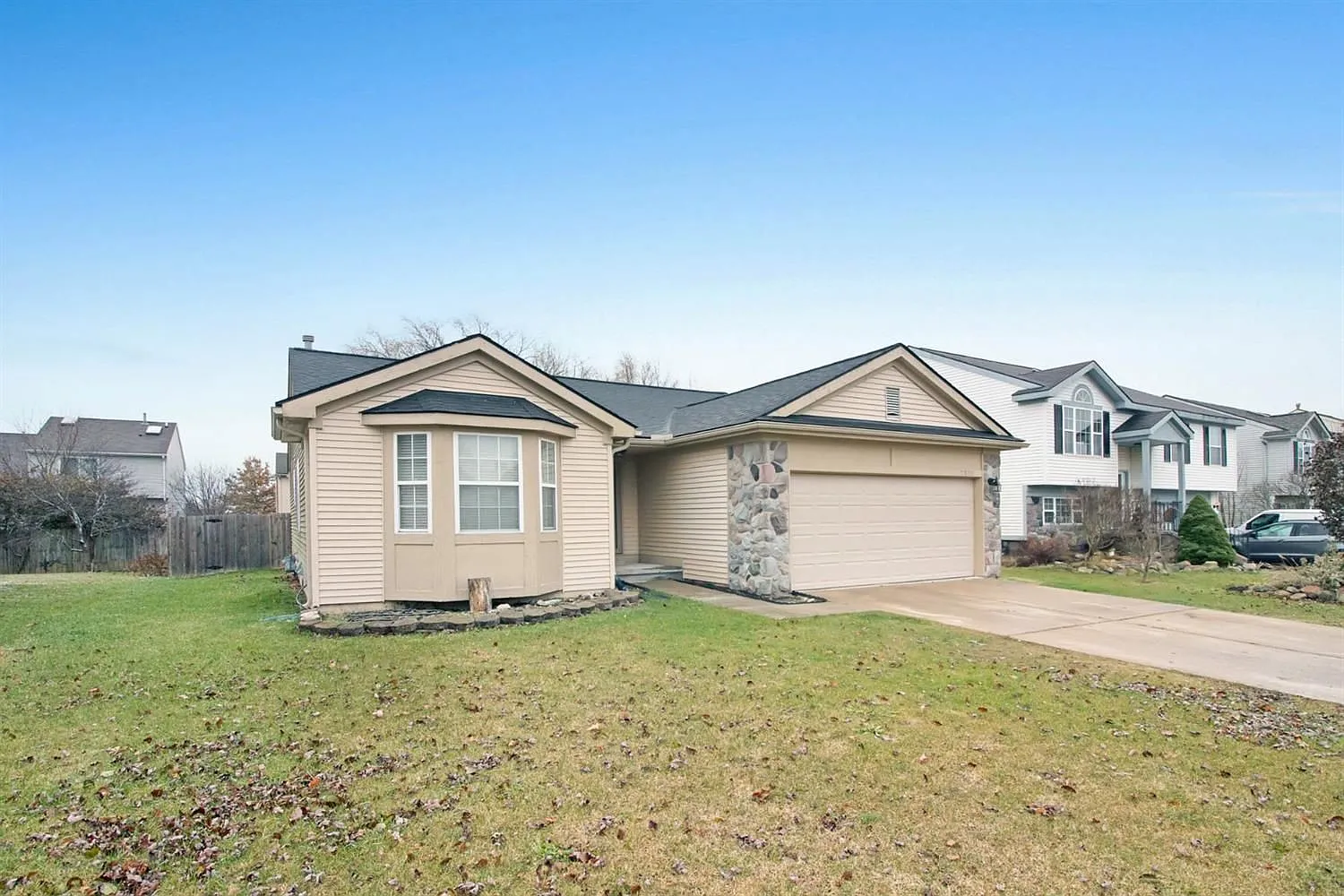 7325 Hogan Dr photo 1