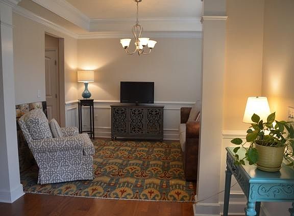 Dining room or extra office space