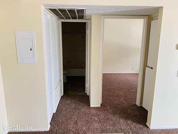 4th image of 176 W 8th St APT 216
