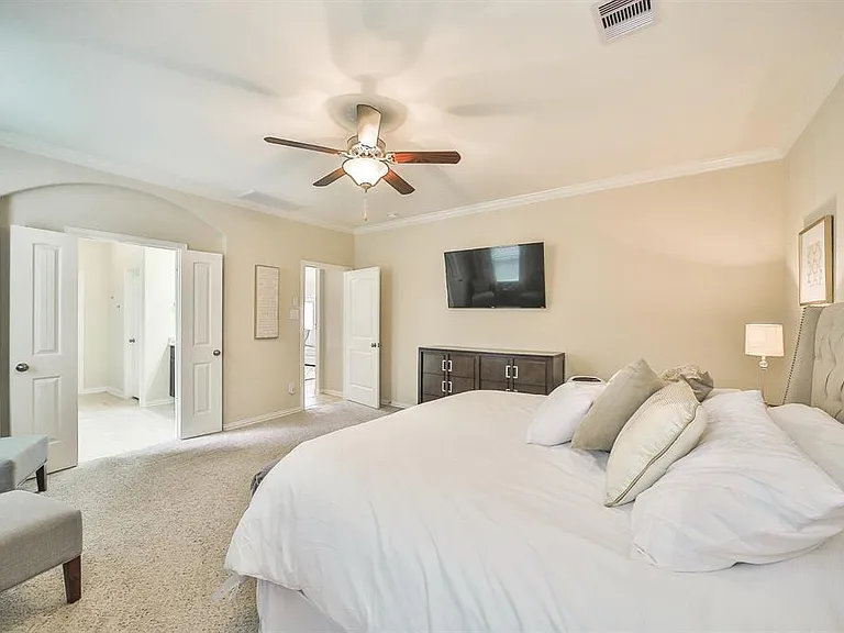 8510 Brinklow Point Dr — Photo 16
