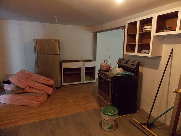 3rd image of 15 Dudley Ave