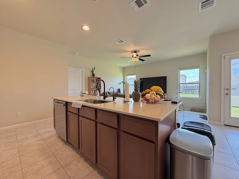 18200 Emu Ln — Photo 13