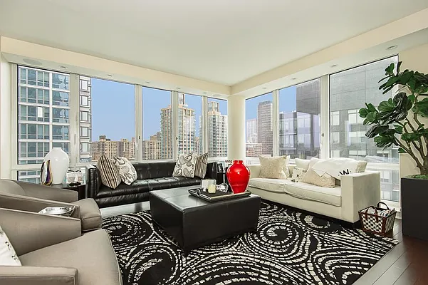 Sold by Corcoran | media 22