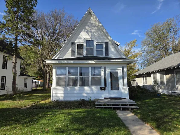 419 N Wisconsin Ave, Muscoda, WI 53573