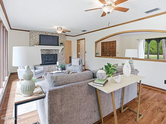 3rd image of 17028 EAGLE BEND Boulevard