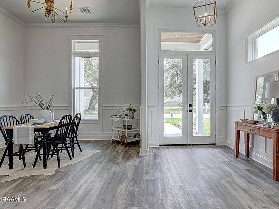 4th image of 115 Preservation Dr