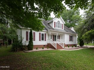 830 Driftwood Dr, Greenville, NC 27858