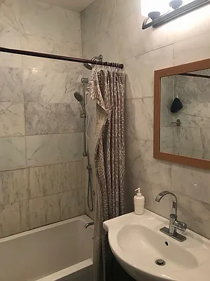 Rented by Lang Realty LLC | media 11