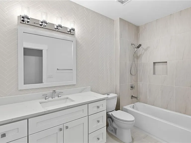 15448 Hopewell Rd — Photo 34