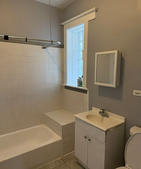 6600 S Laflin St #2 — Photo 7