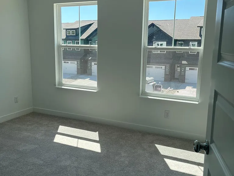 15226 Farrington Way — Photo 15
