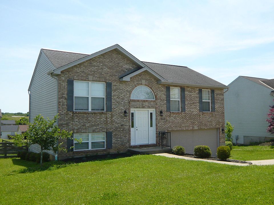 1st image of 209 Alexis Cir