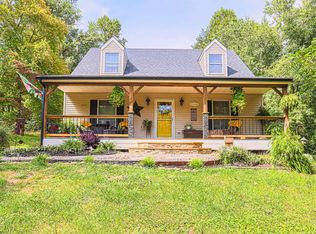 302 Forest View Dr, Delta, PA 17314