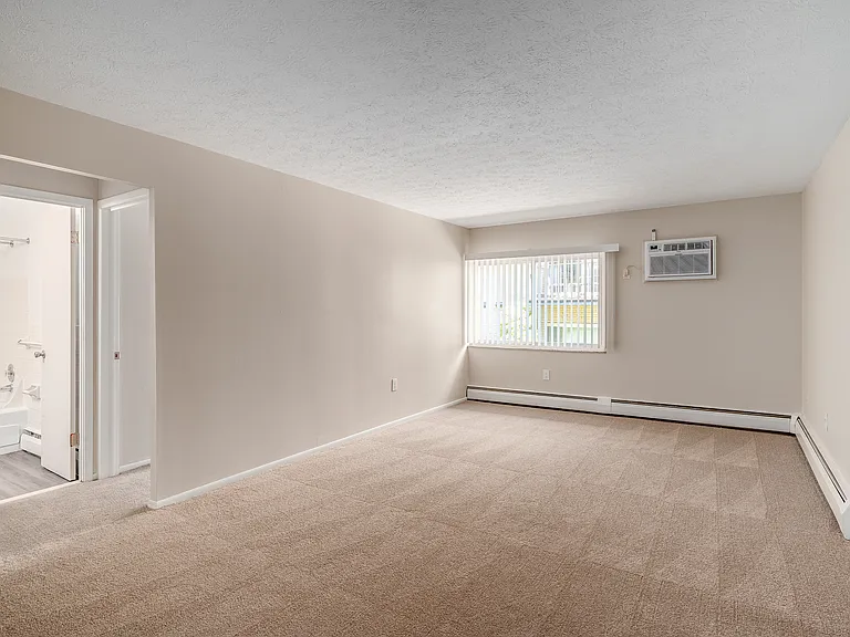 Parkview Manor — Photo 16