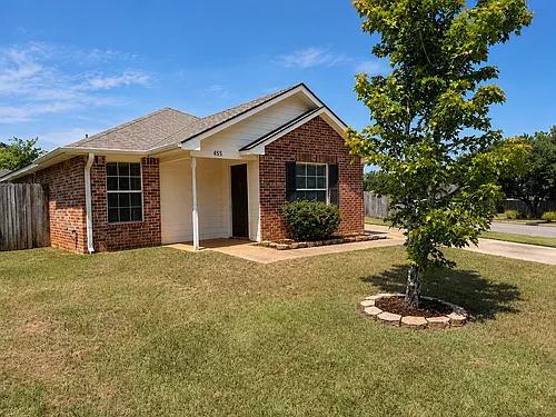 455 Redbud Cir Photo 1 455 Redbud Cir Photo 1