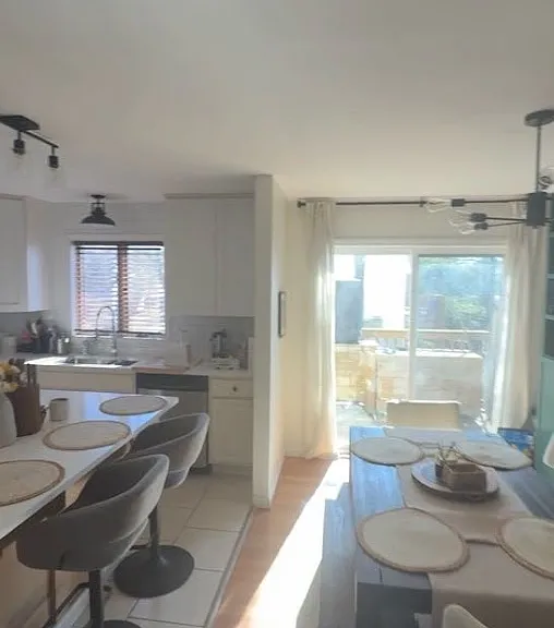 19 Chamberlain Pl — Photo 1