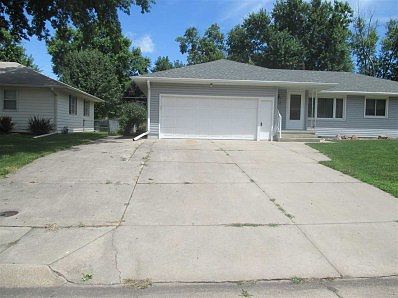 1728 Hoyt St Beatrice NE 68310 Zillow