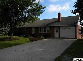 140 Spanglers Mill Rd, New Cumberland, PA 17070