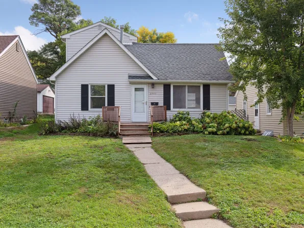 2745 Webster Ave S, Saint Louis Park, MN 55416