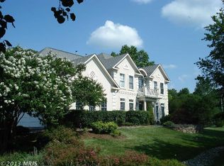 2604 Sledding Hill Rd, Oakton, VA 22124