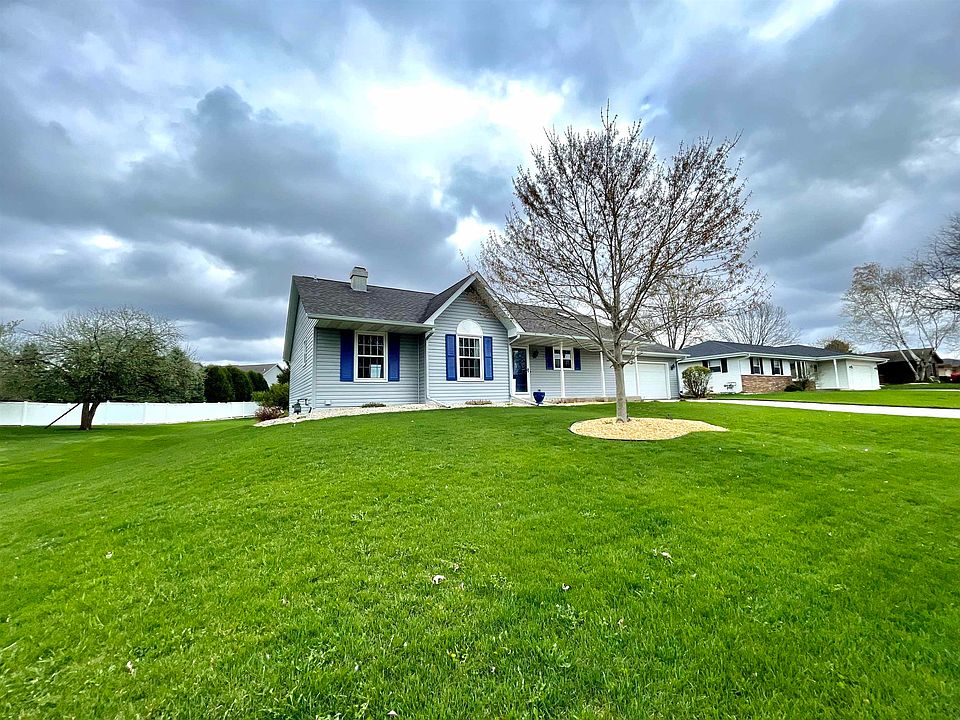 1st image of 718 Lyndhurst Dr