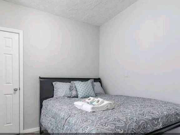 5th image of 22 Buttles Ave #202