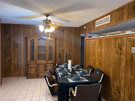 4th image of 4761 Tropicana Ave