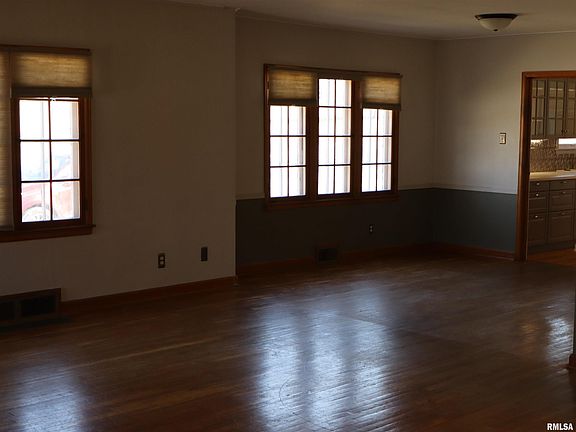 4th image of 145 Woodlawn Rd