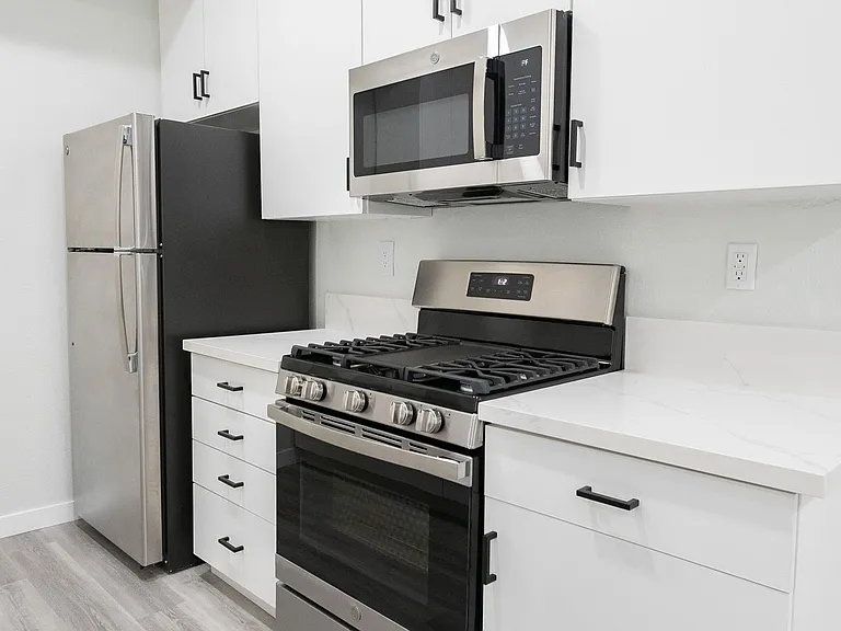 2820 Sawtelle Blvd — Photo 37