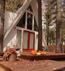 925 E Fairway Blvd, Big Bear City, CA, 92314