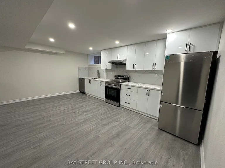 17 Kilkenny Dr #LOWER — Photo 8