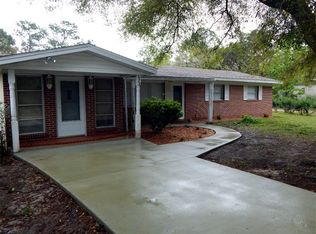 672 W Peniel Rd, Palatka, FL 32177