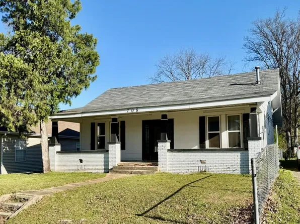 708 W 6th St, Sheffield, AL 35660