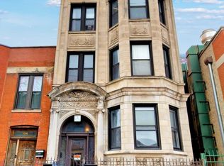 1004 S Oakley Blvd, Chicago, IL 60612
