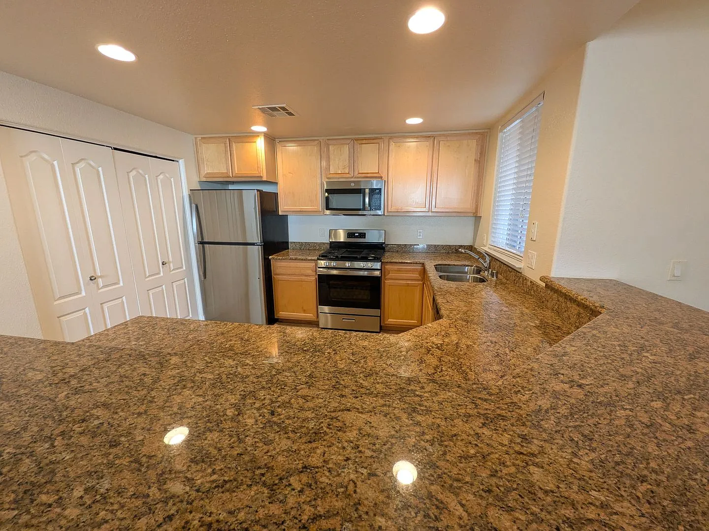 1501 Secret Ravine Pkwy — Photo 2