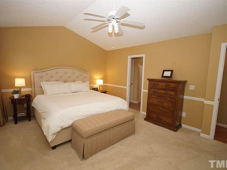 6901 Dawnalia Ct — Photo 10