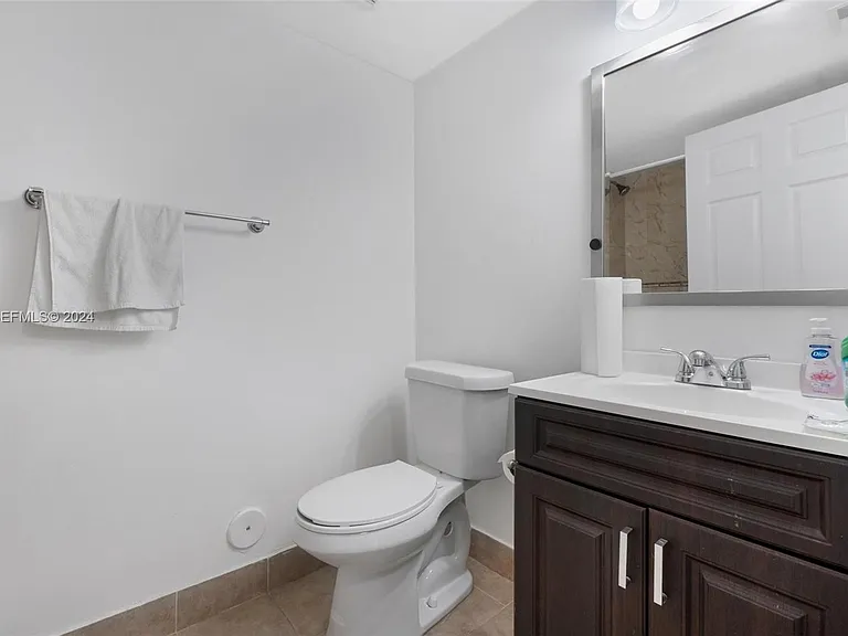 1250 SW 113th Ter — Photo 12