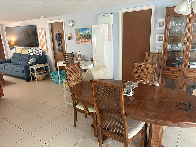 1005 Egret Ct — Photo 5