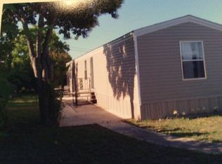 25 W Sunset Dr, Kerrville, TX 78028