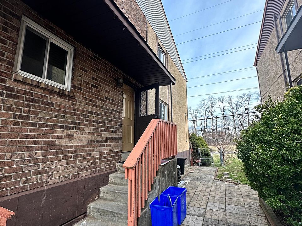 1st image of 15165 Beverly Dr #B