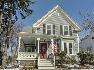 77 Rogers St, Quincy, MA 02169