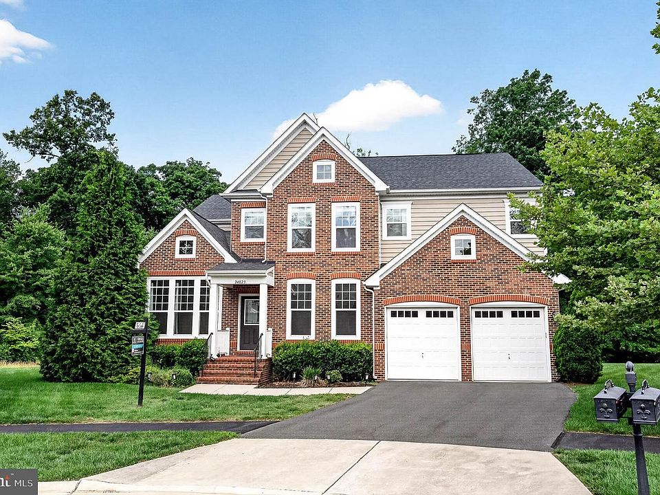 1st image of 24823 Barrington Grove Ct