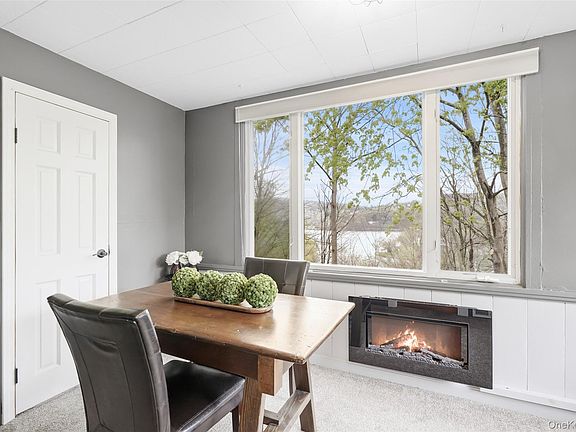 5th image of 77 Montrose Drive
