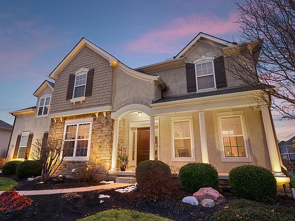 2nd image of 5738 Glendavon Pl