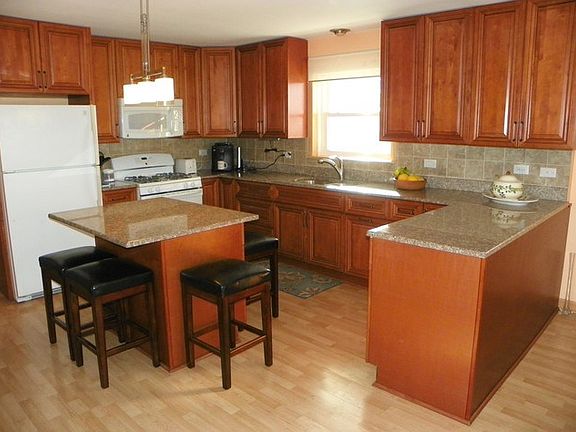 5th image of 10516 S Karlov Ave