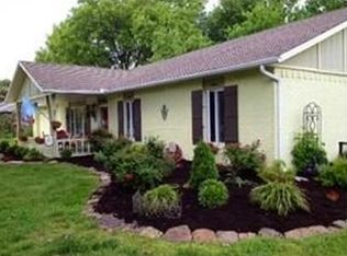 2803 W Parkwood Dr, Rogers, AR 72756